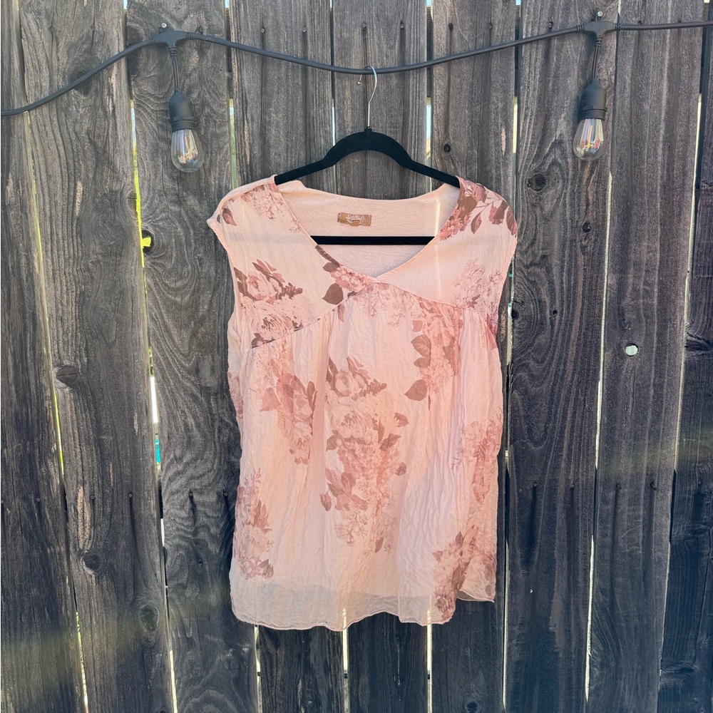🔴Carla Conti Light Pink Rose Floral Print Silk Sleeveless Blouse size small